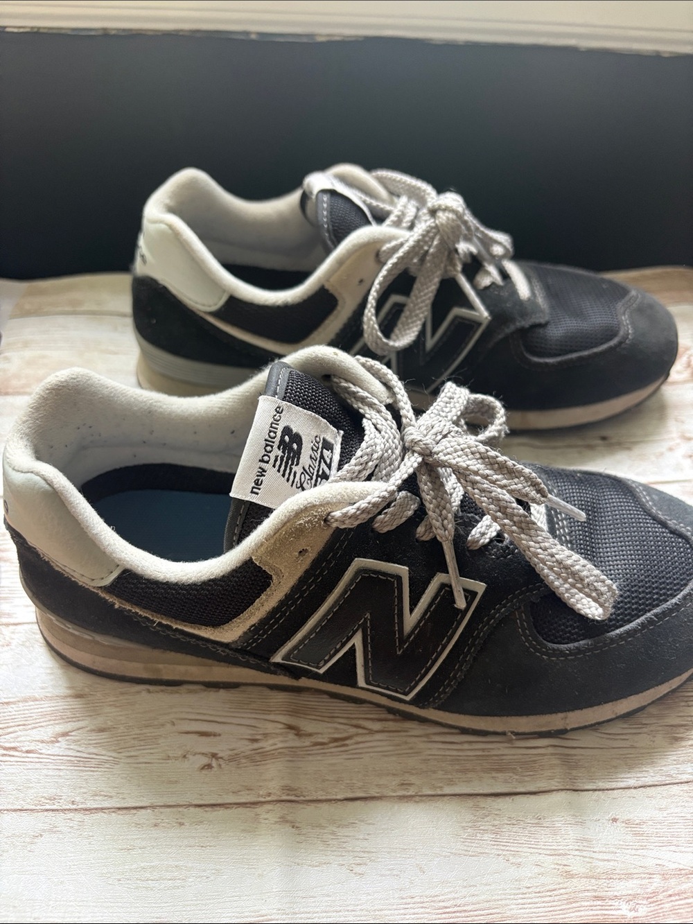 New Balance Men's Black with Grey laces 574 Classic Sneakers